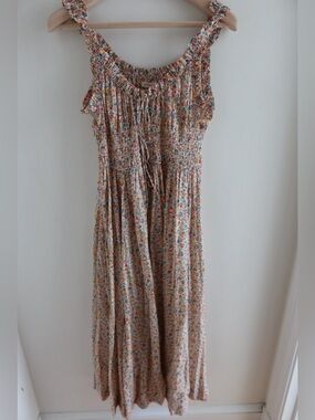 Doen Floral Midi Dress in Cream with Multicolor Print